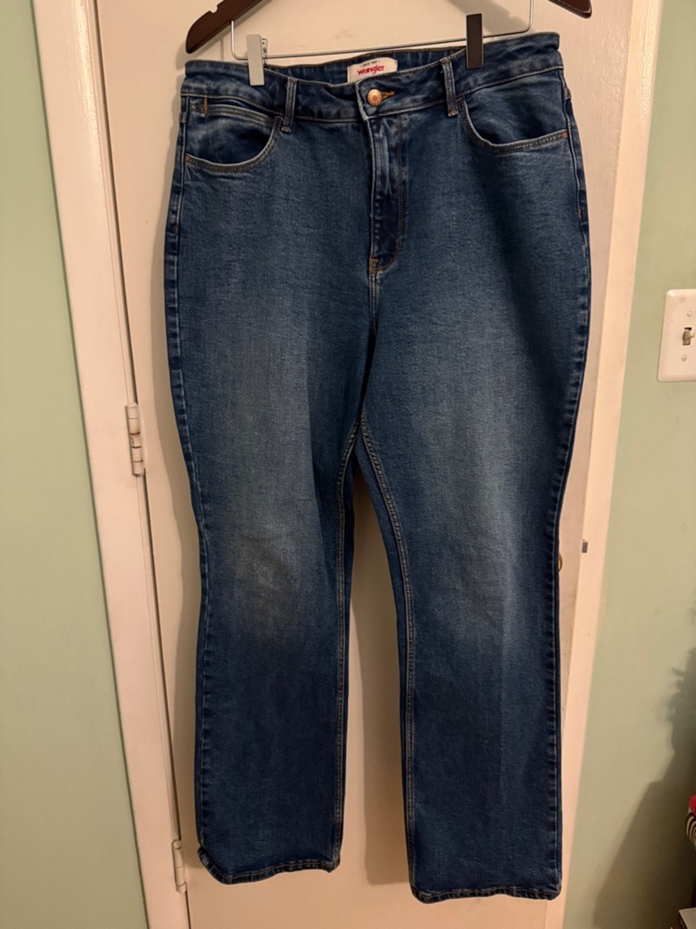 Wrangler Women's Blue high rise bold boot cut Jeans - Classic Denim - Picture 5 of 16